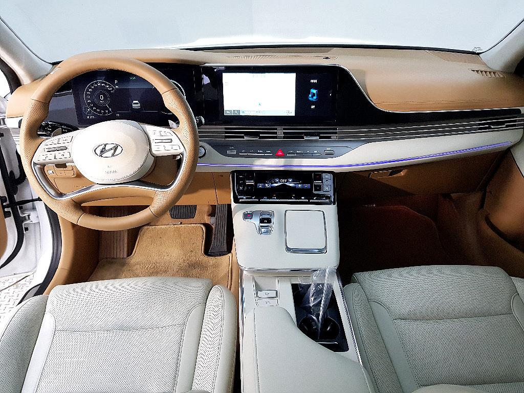 HYUNDAI Grandeur - Vista 5