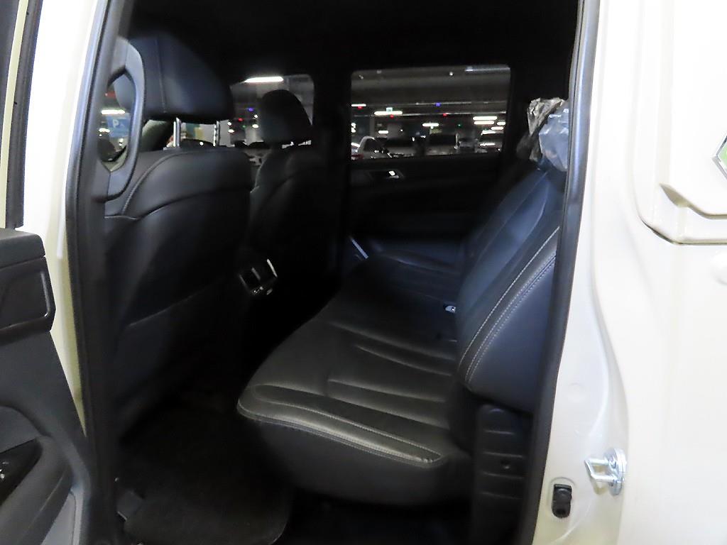 Ssangyong Rexton - Vista 7