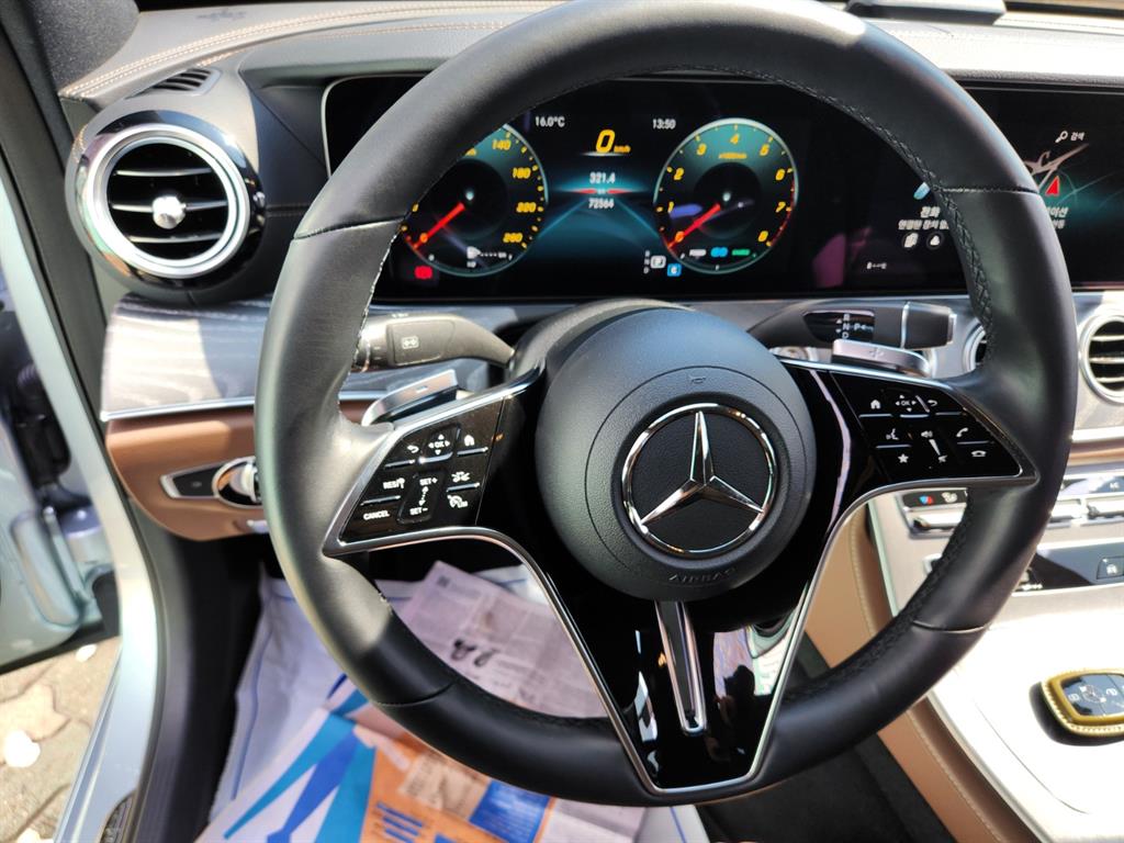 Mercedes Benz E class 2022 Plateado - Importación desde Corea - HF Imports Iquique - Foto 15