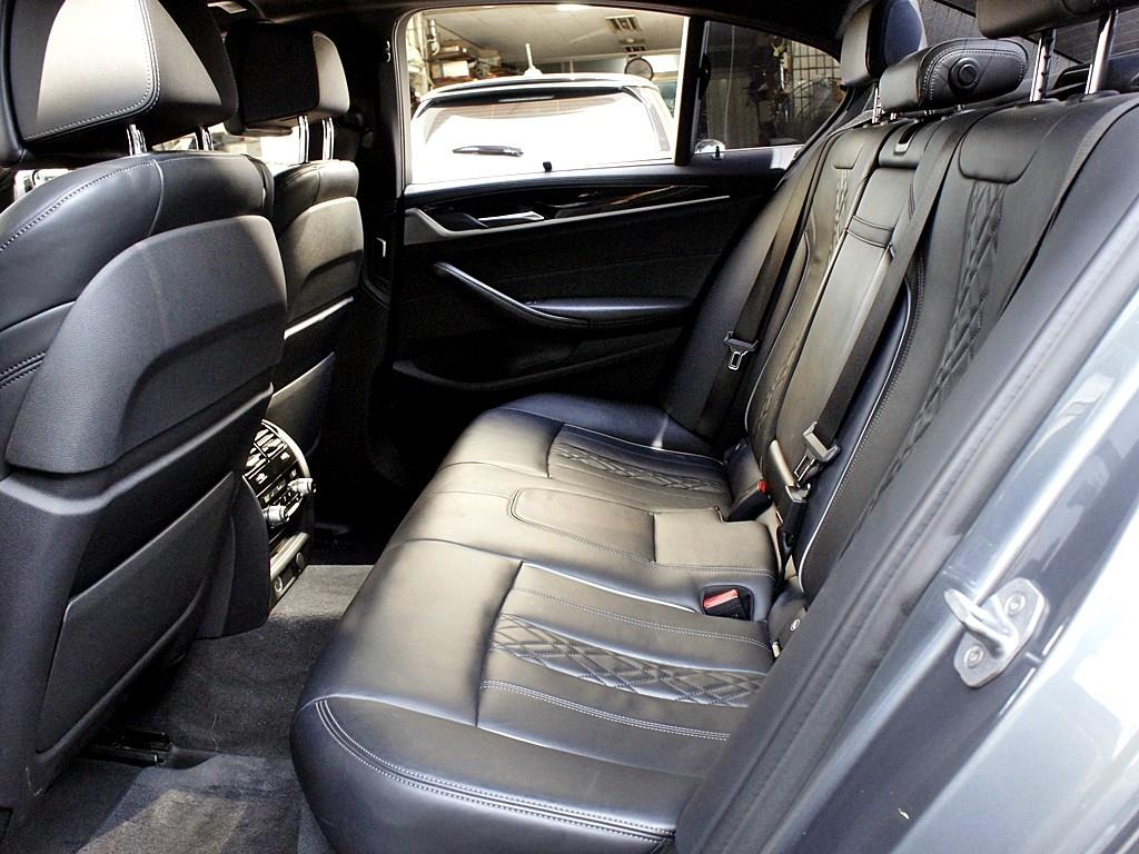 BMW 5 Series - Vista 10