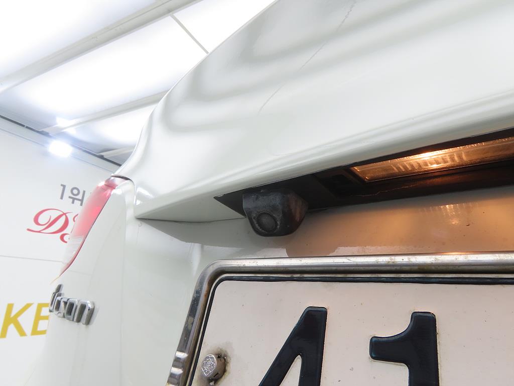 HYUNDAI Tucson 2011 Blanco - Importación desde Corea - HF Imports Iquique - Foto 17