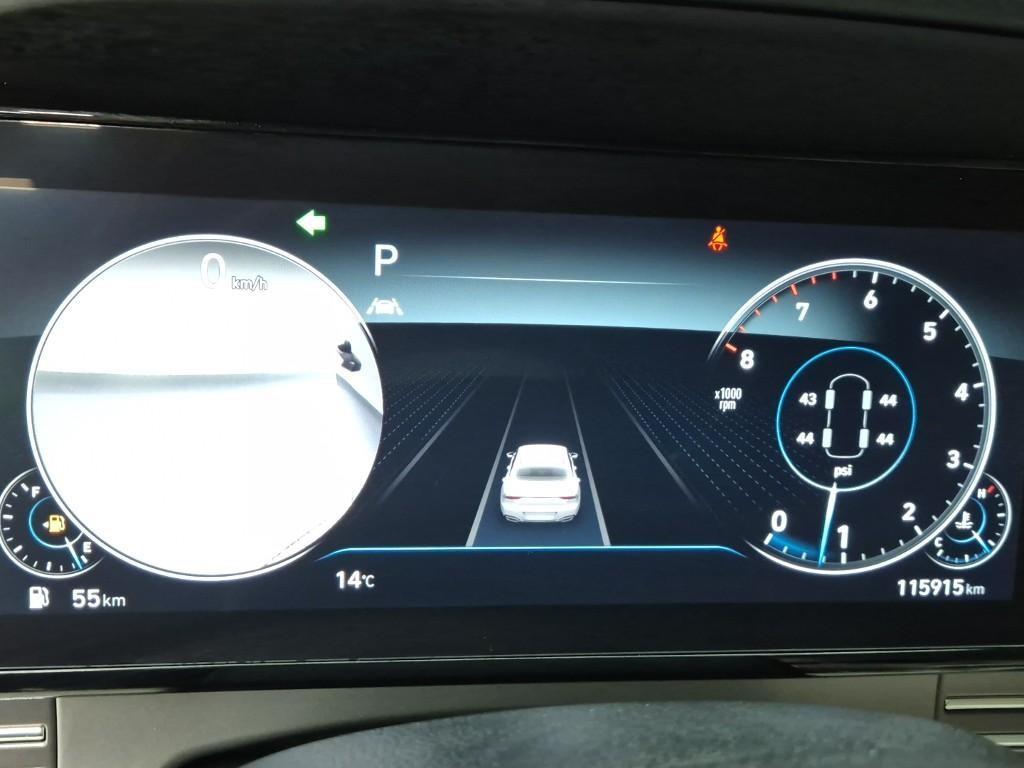 HYUNDAI Grandeur - Vista 6