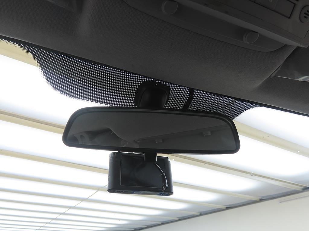 HYUNDAI Starex - Vista 12