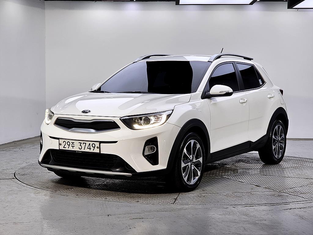 KIA Stonic 2018 Blanco - Importación desde Corea - HF Imports Iquique - Foto 1