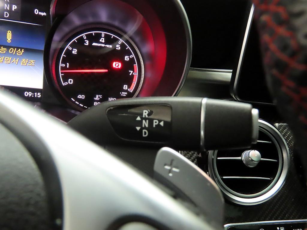 Mercedes Benz GLC Class - Vista 10