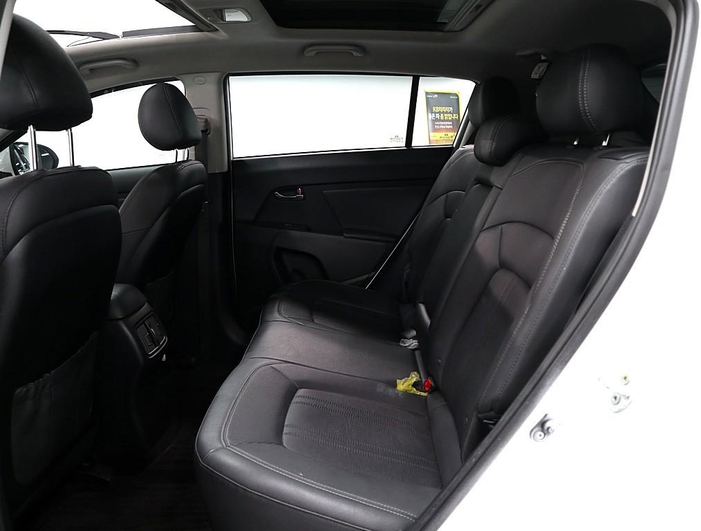 KIA Sportage - Vista 9