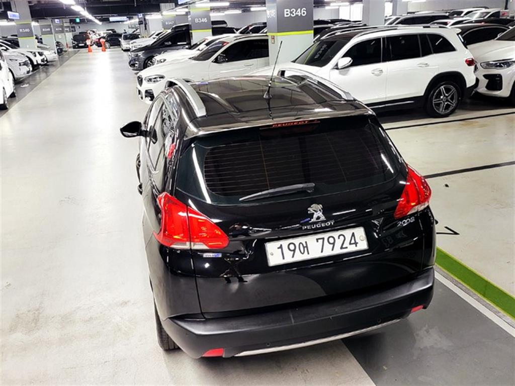 Peugeot 2008 - Vista 6