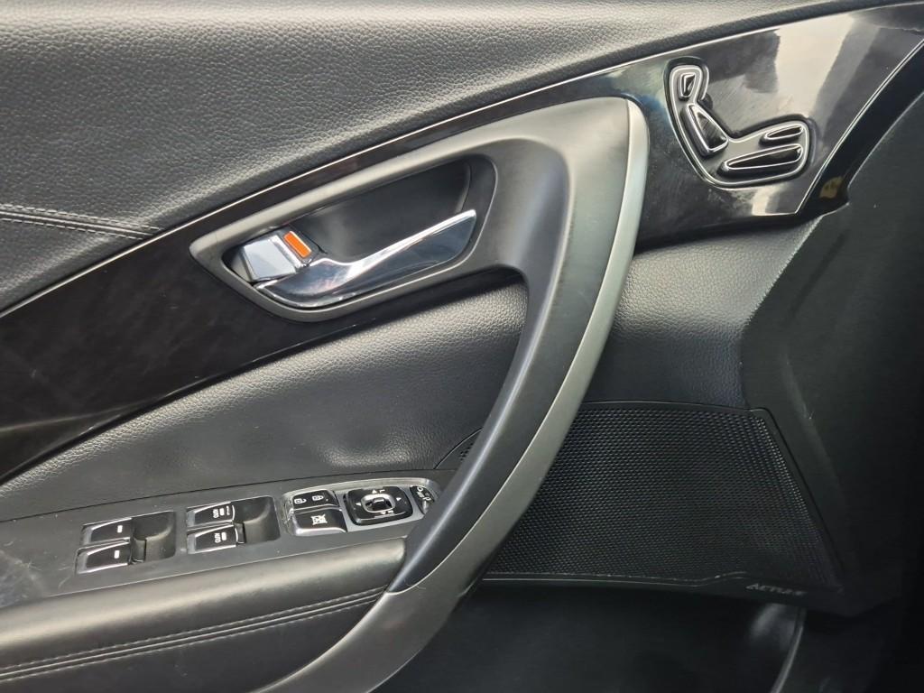 HYUNDAI Grandeur 2015 Negro - Importación desde Corea - HF Imports Iquique - Foto 18