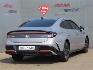 HYUNDAI Sonata - Vista 6