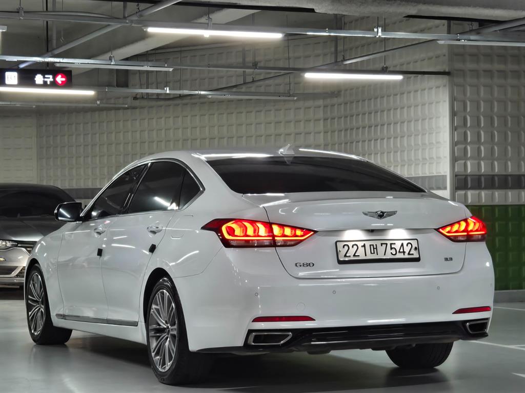 Genesis G80 - Vista 4