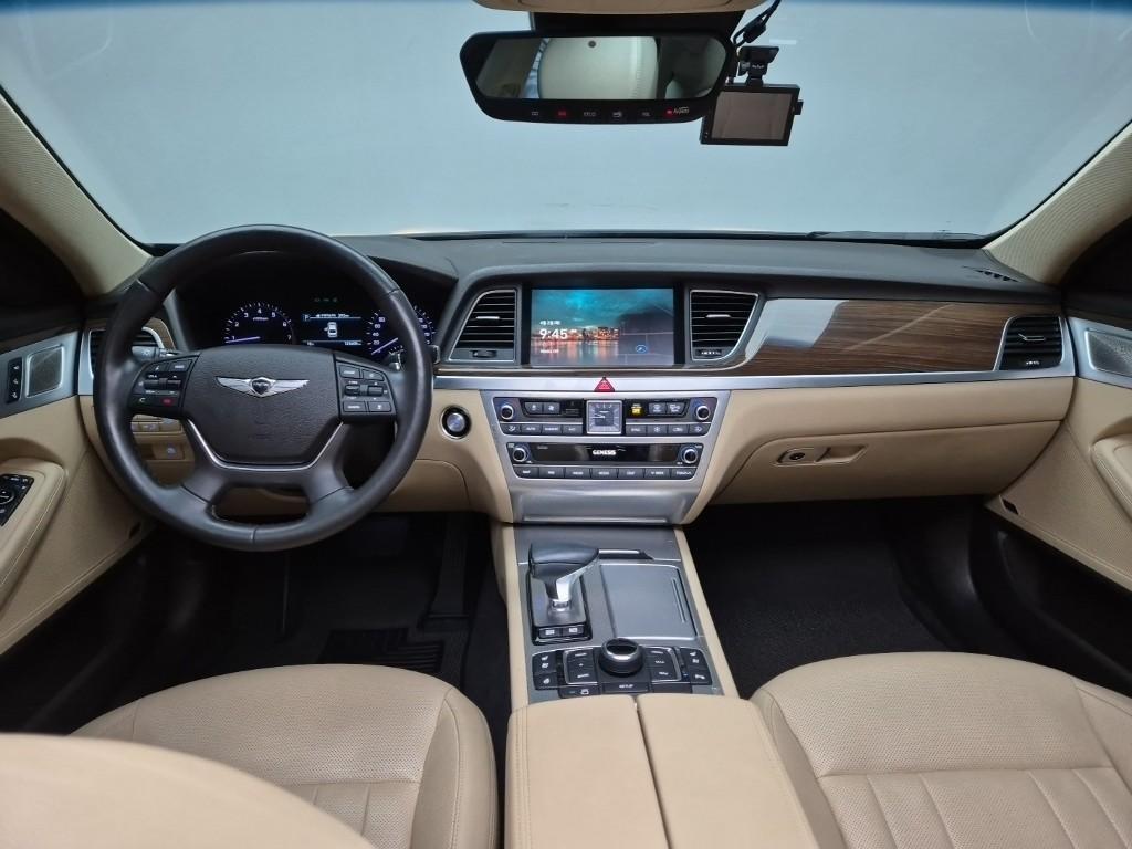 Genesis G80 - Vista 7