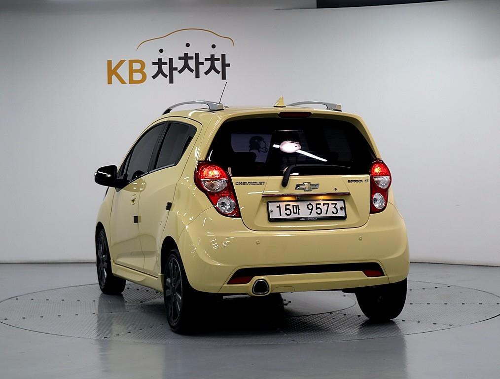 Chevrolet Spark - Vista 4