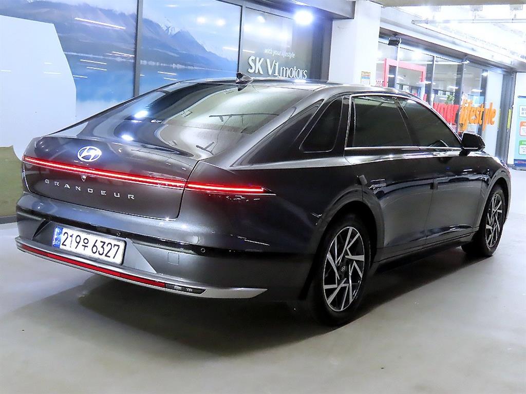 HYUNDAI Grandeur - Vista 4