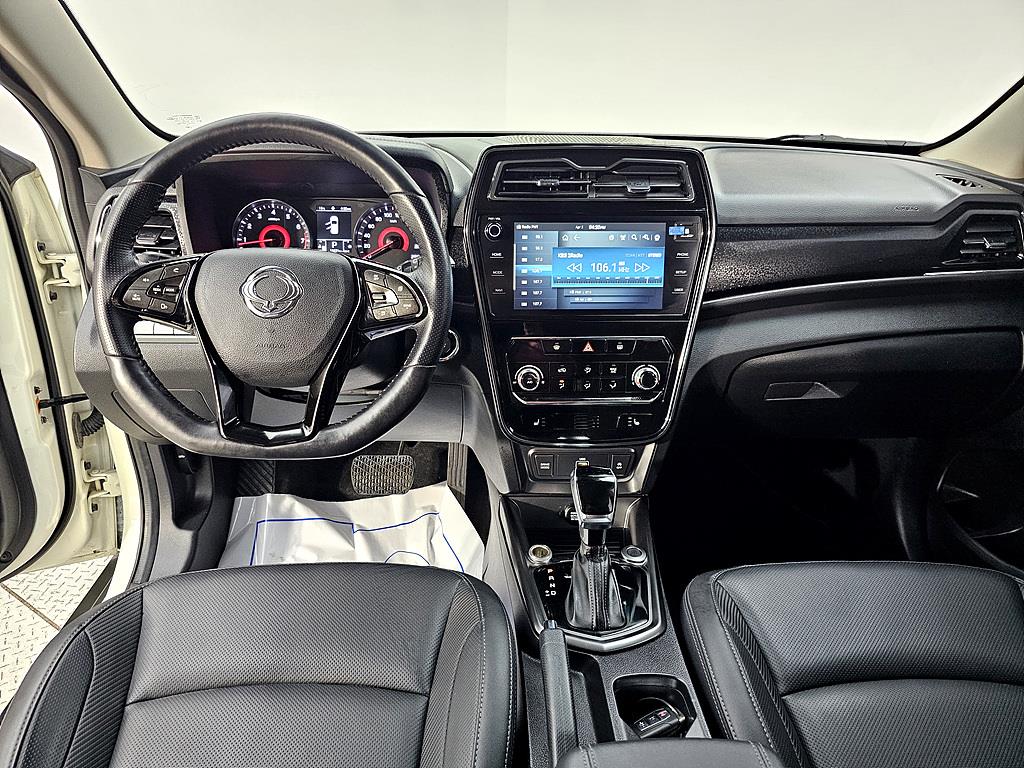 Ssangyong Tivoli - Vista 5