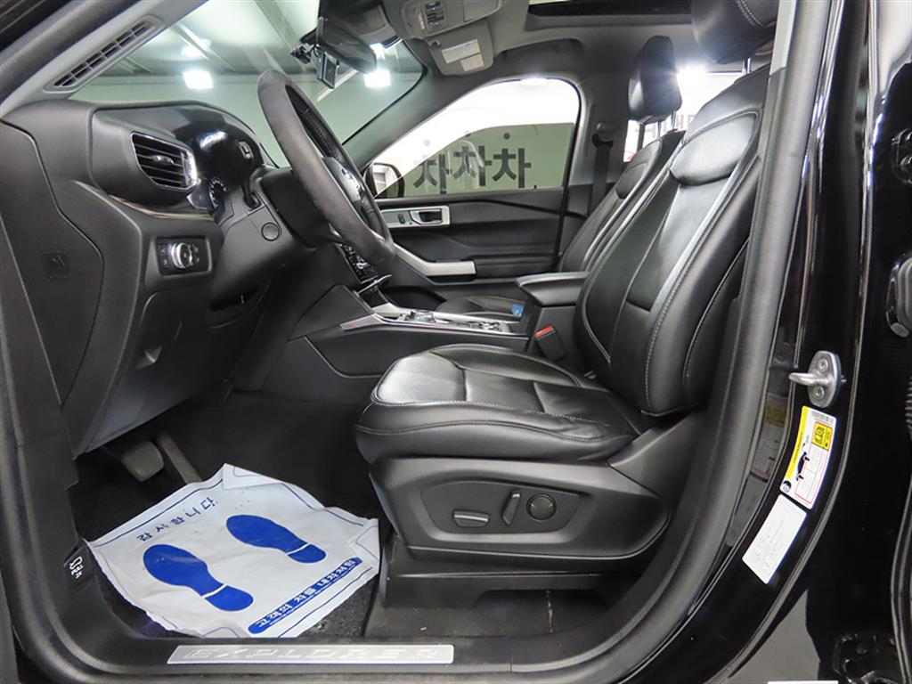 Ford Explorer - Vista 5