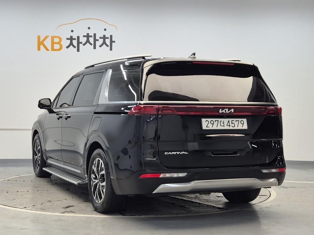KIA Carnival - Vista 2