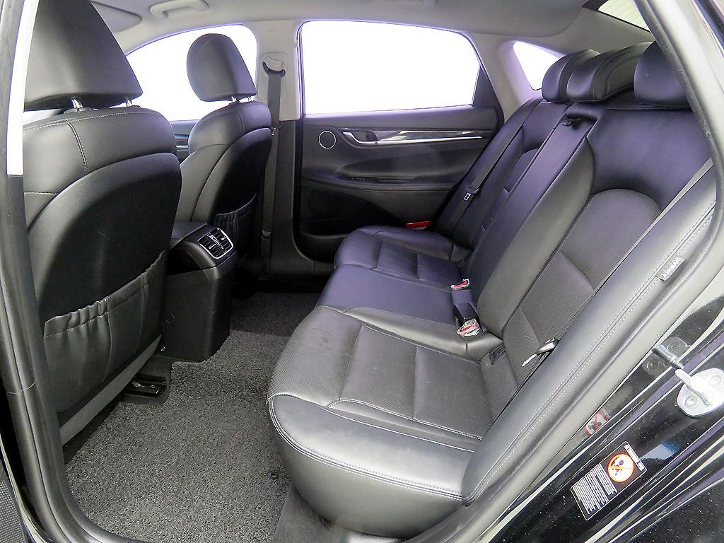 HYUNDAI Grandeur - Vista 7