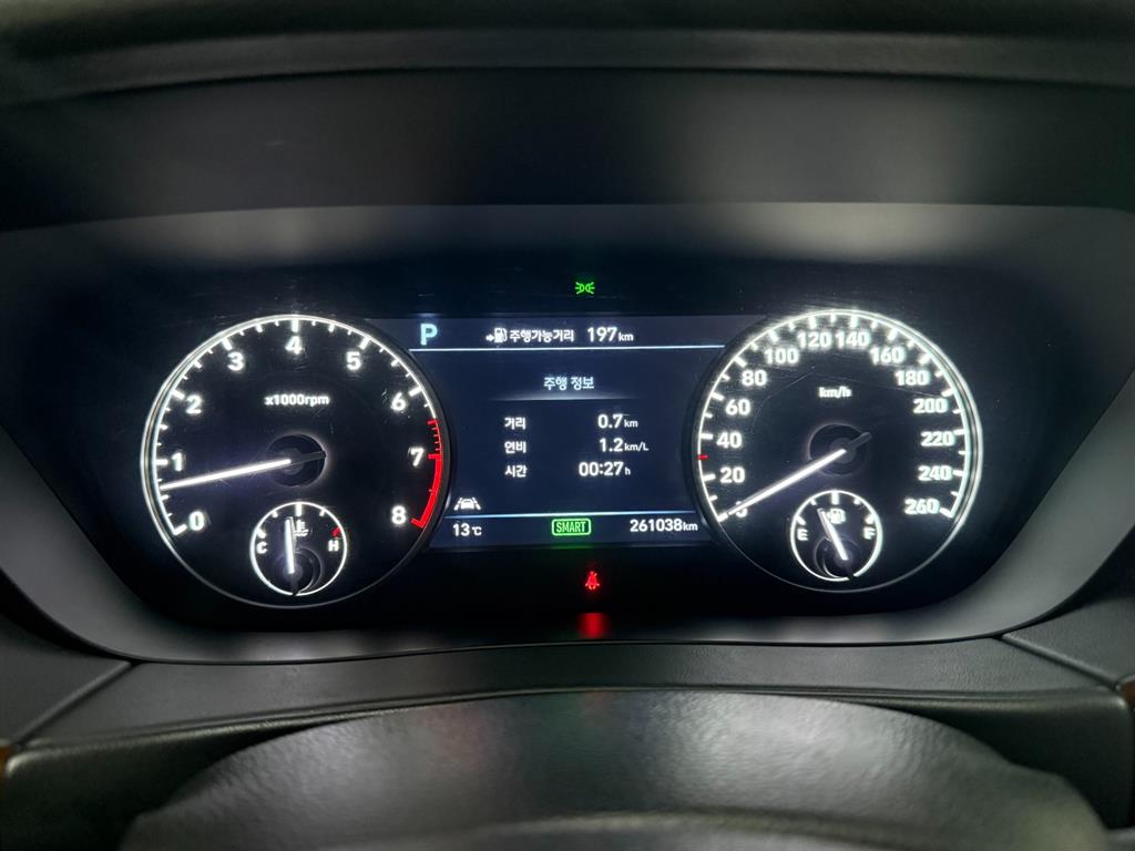 Genesis EQ900 - Vista 12