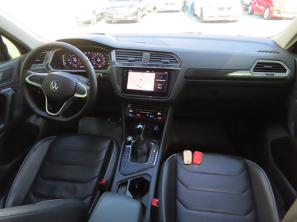 Volkswagen Tiguan - Vista 5