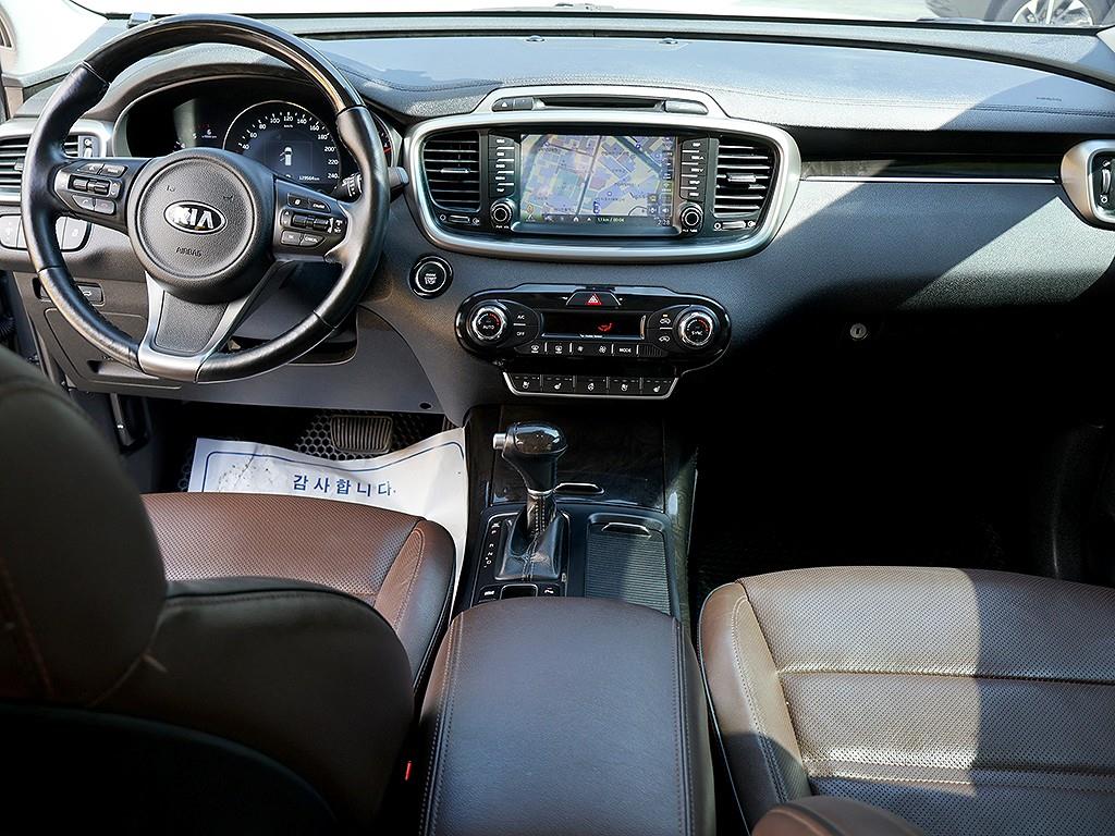 KIA Sorento - Vista 9