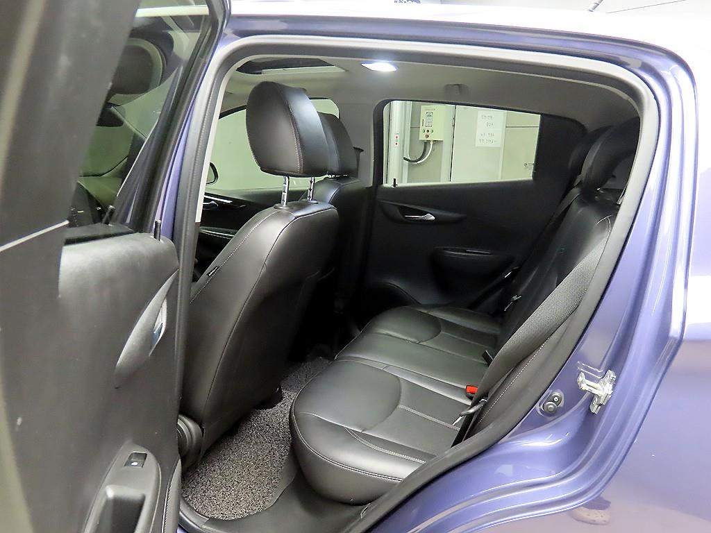 Chevrolet Spark - Vista 6