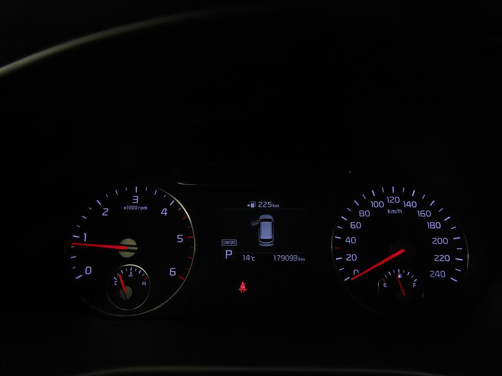 KIA Sorento - Vista 9