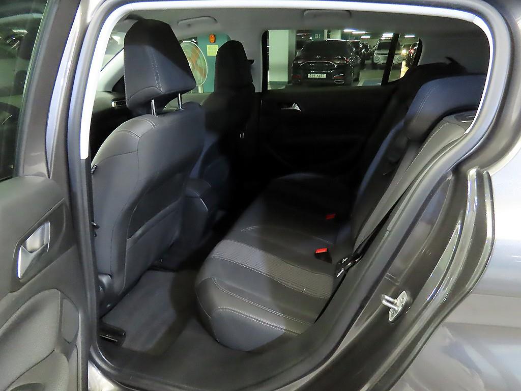 Peugeot 308 - Vista 7