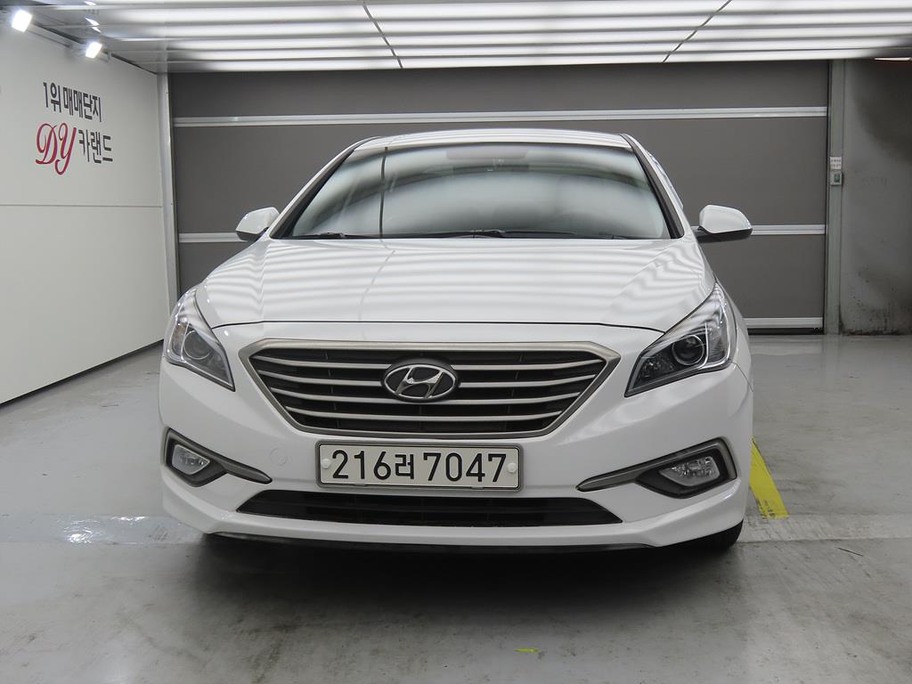 HYUNDAI Sonata - Vista 2