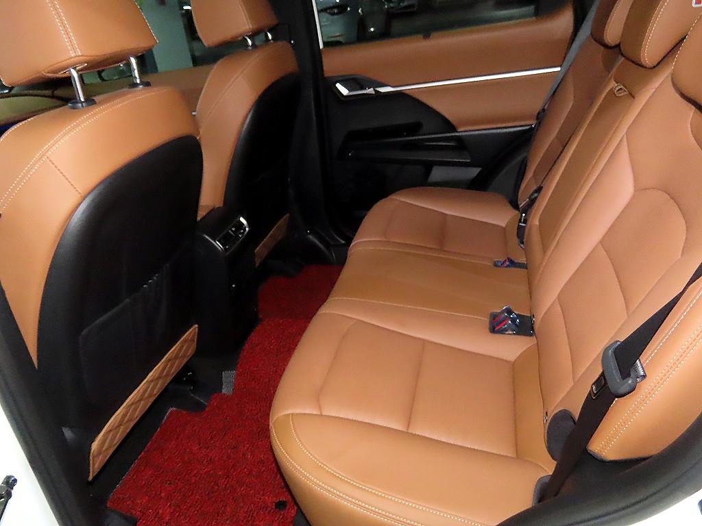 Ssangyong Torres - Vista 7