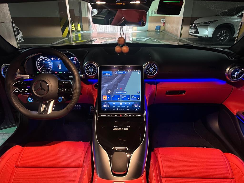 Mercedes Benz AMG GT - Vista 5