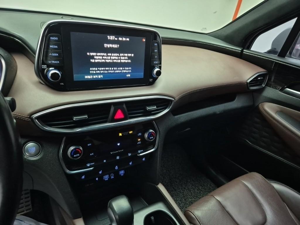 HYUNDAI Santa Fe - Vista 10