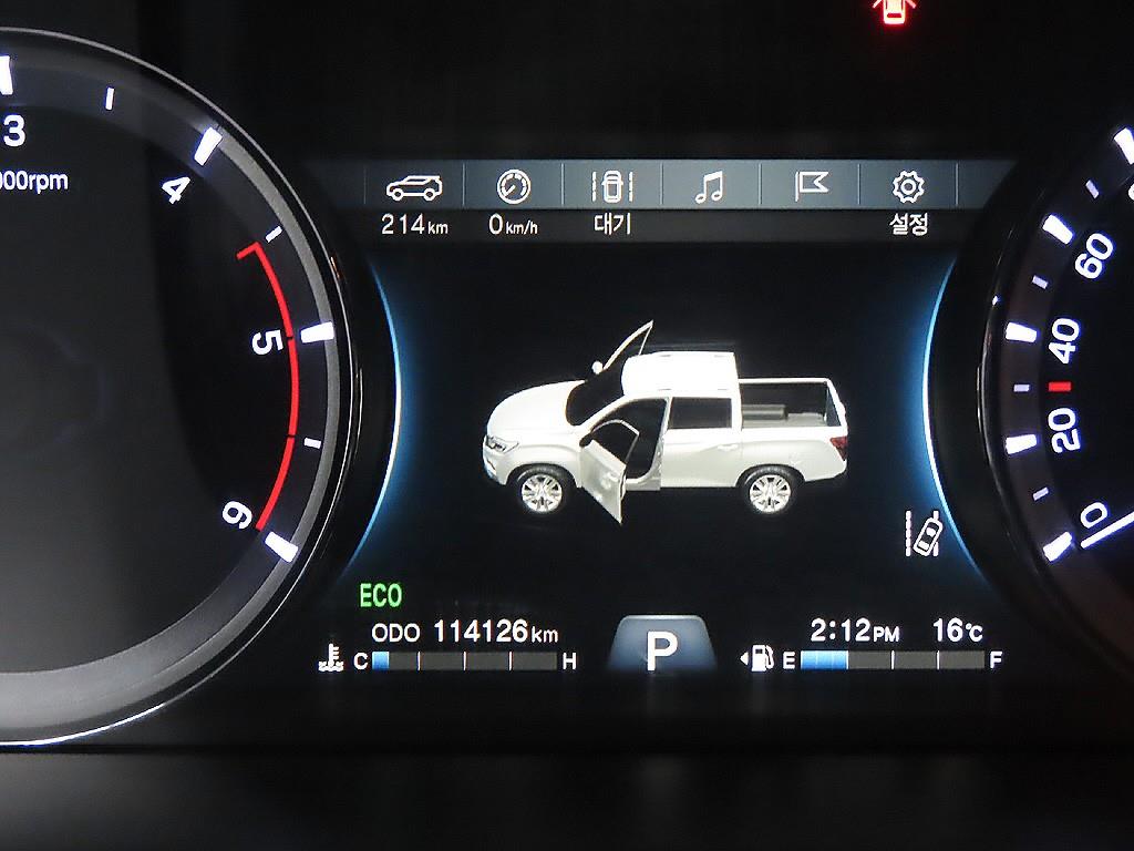 Ssangyong Rexton - Vista 11