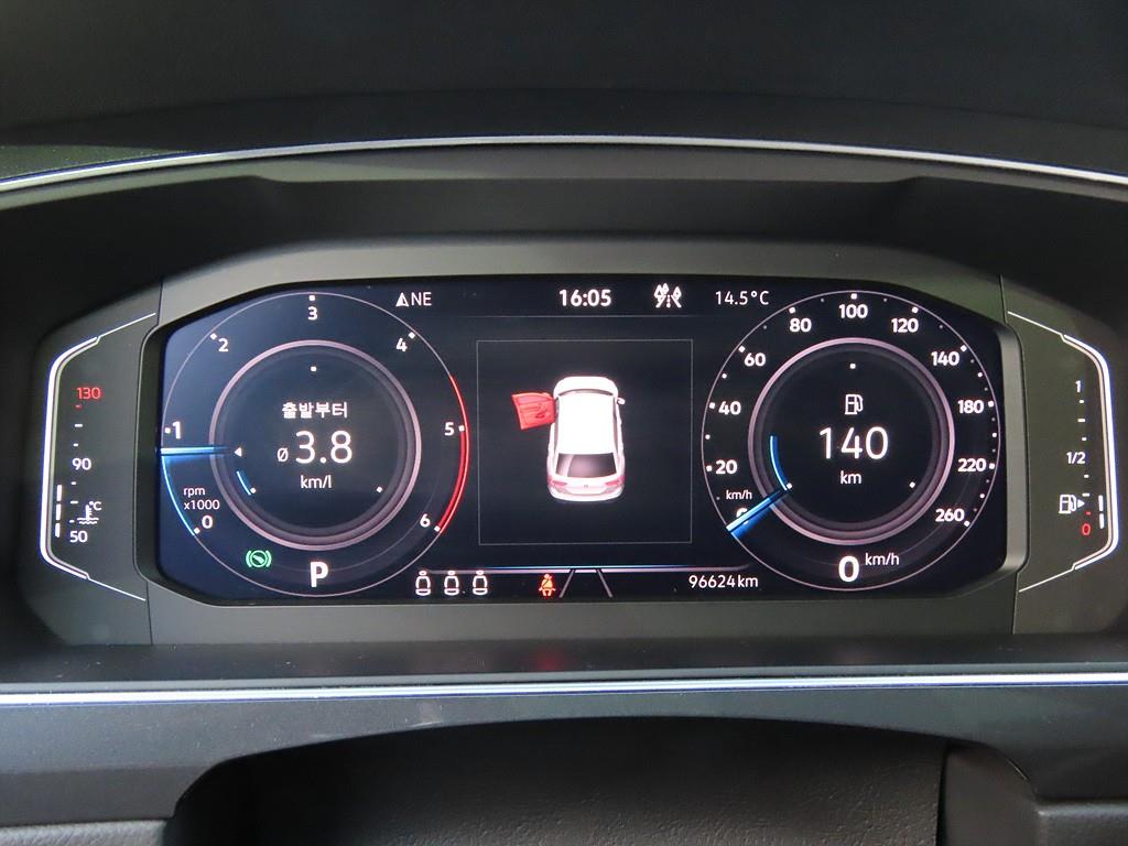 Volkswagen Tiguan - Vista 9