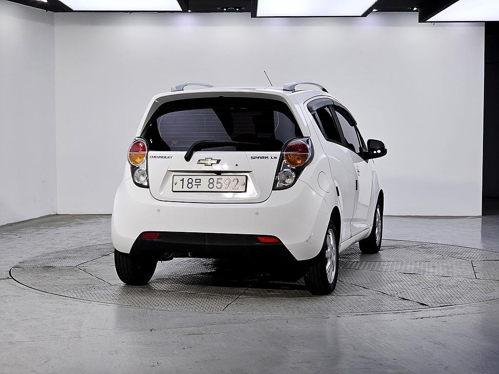 Chevrolet Spark - Vista 3