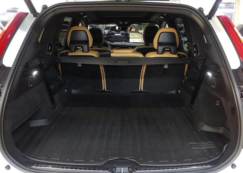 Volvo XC90 - Vista 10