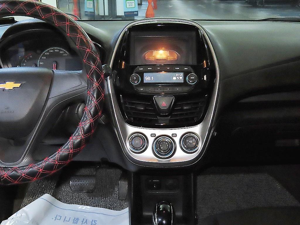 Chevrolet Spark - Vista 11