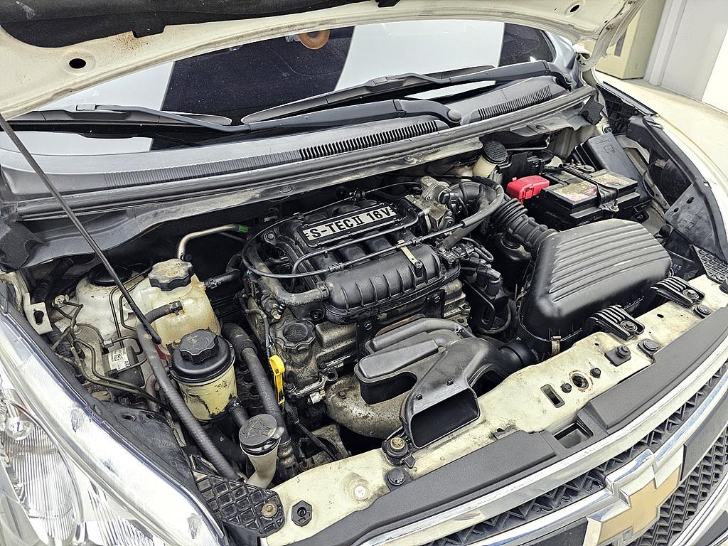 Chevrolet Spark - Vista 6