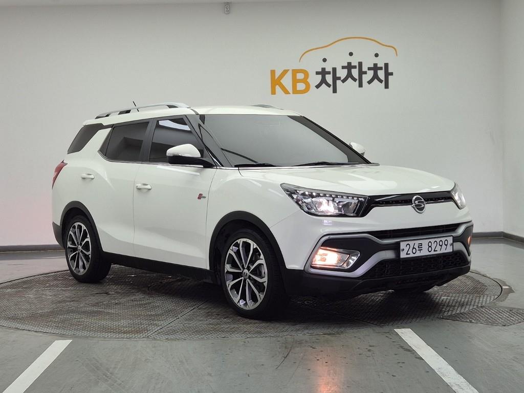 Ssangyong Tivoli - Vista 2
