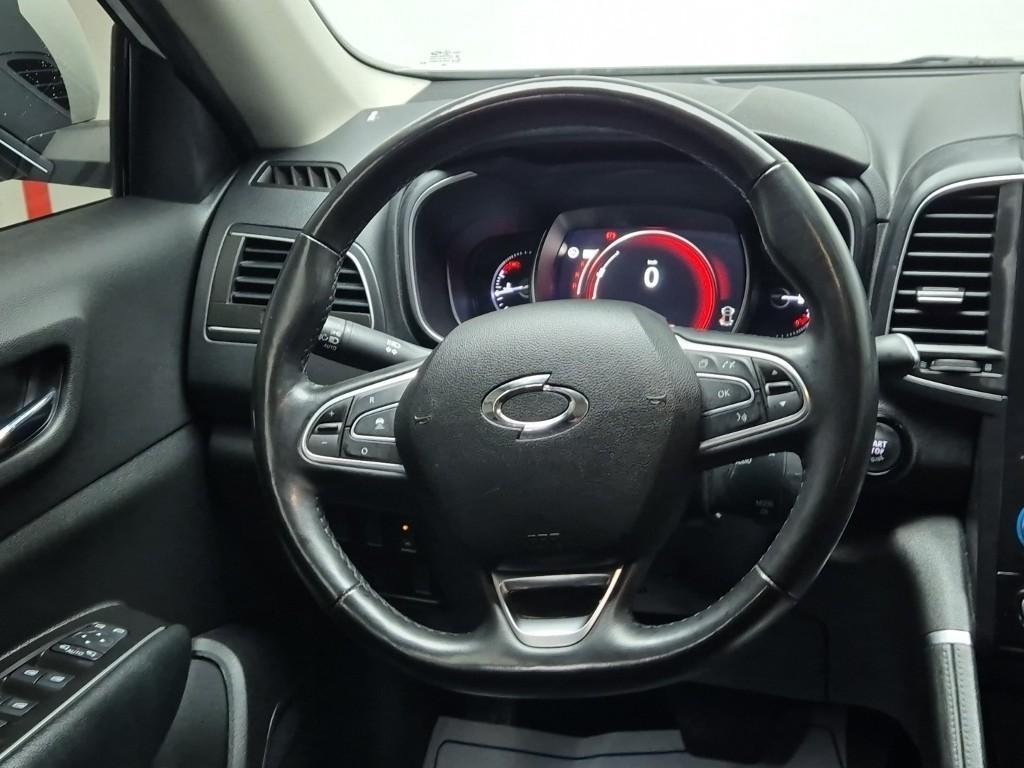 SAMSUNG QM6 - Vista 9