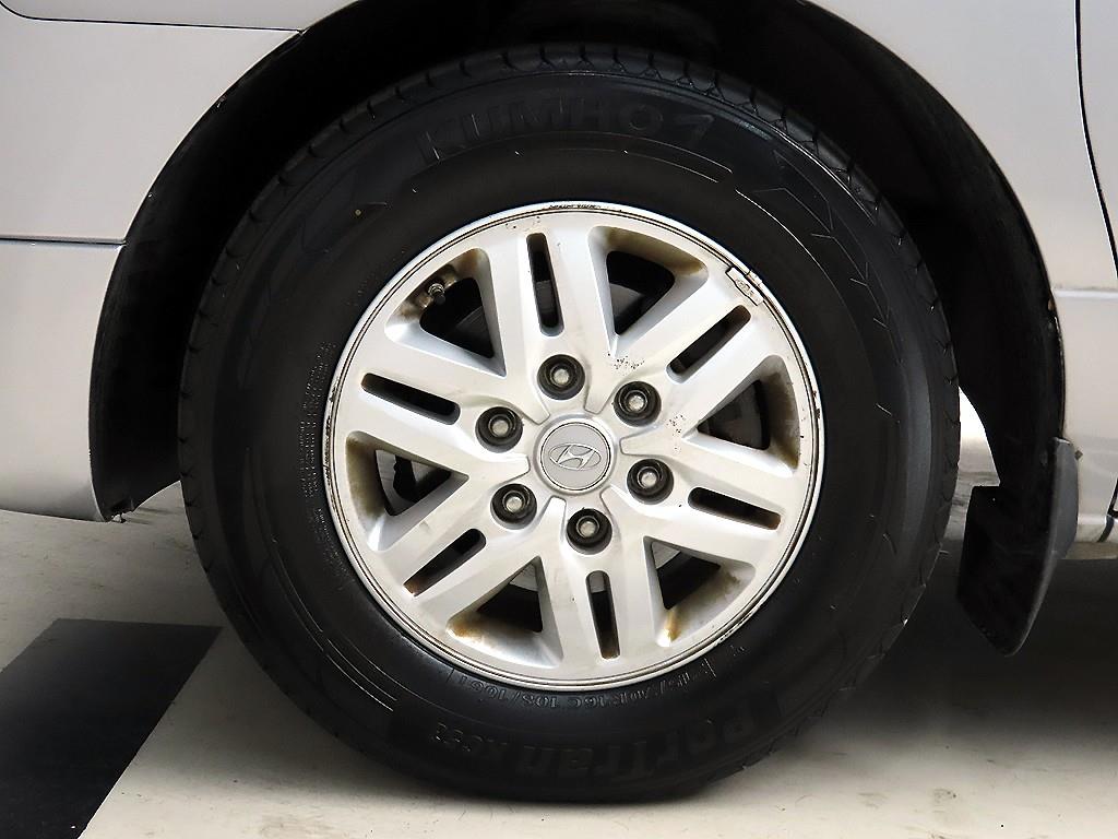 HYUNDAI Starex 2016 Plateado - Importación desde Corea - HF Imports Iquique - Foto 19