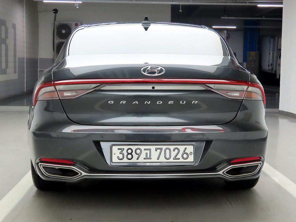 HYUNDAI Grandeur - Vista 3