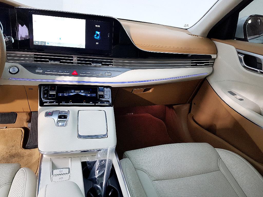 HYUNDAI Grandeur - Vista 10