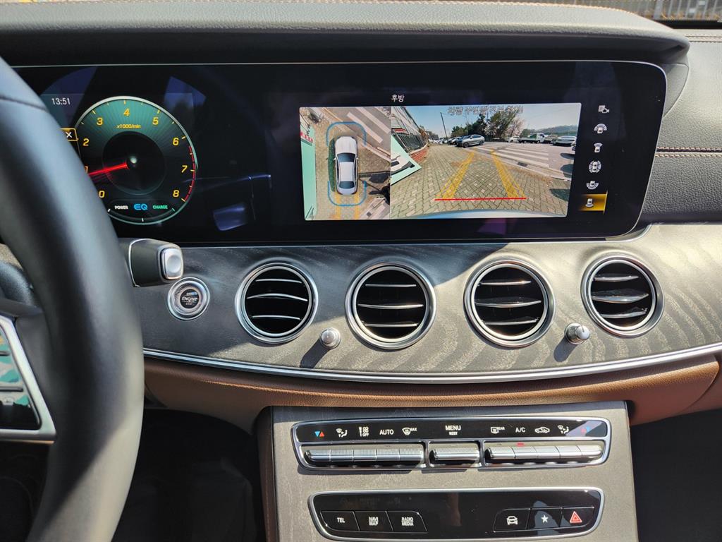 Mercedes Benz E class 2022 Plateado - Importación desde Corea - HF Imports Iquique - Foto 18