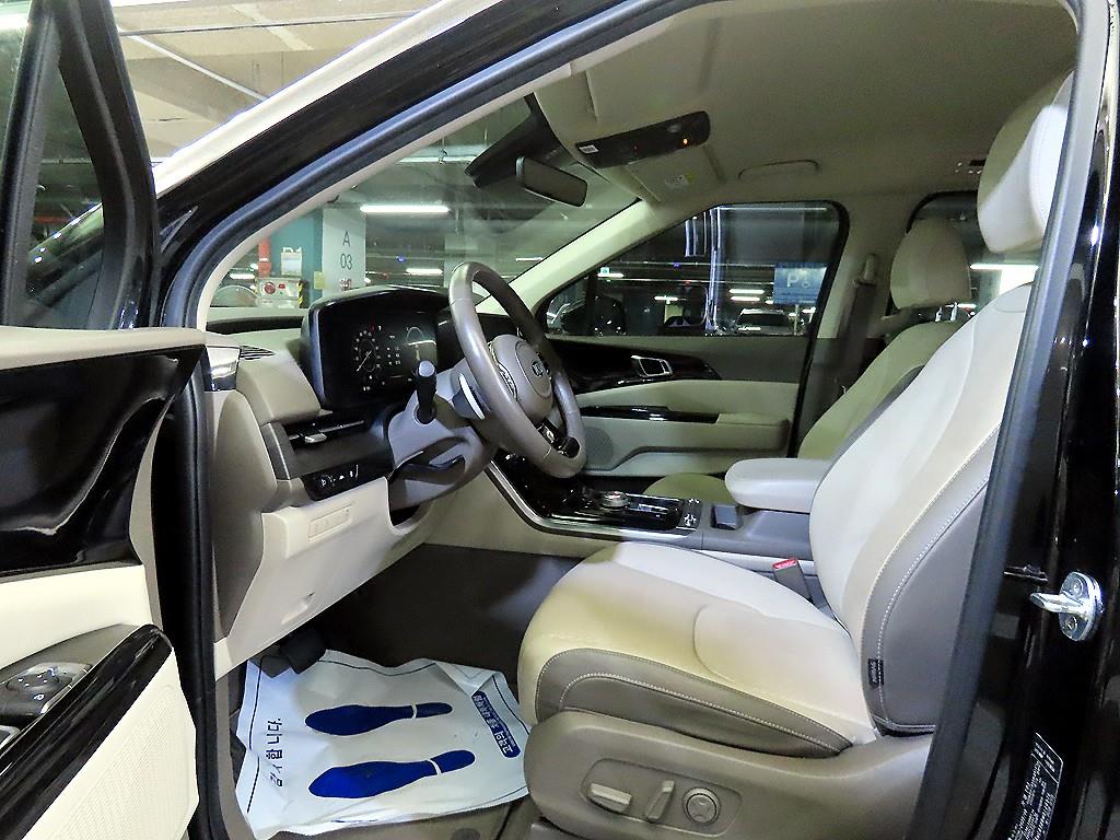 KIA Carnival - Vista 6