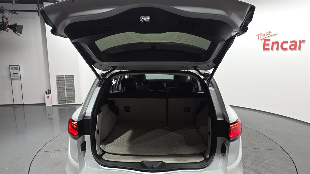 SAMSUNG QM6 2022 Blanco - Importación desde Corea - HF Imports Iquique - Foto 20