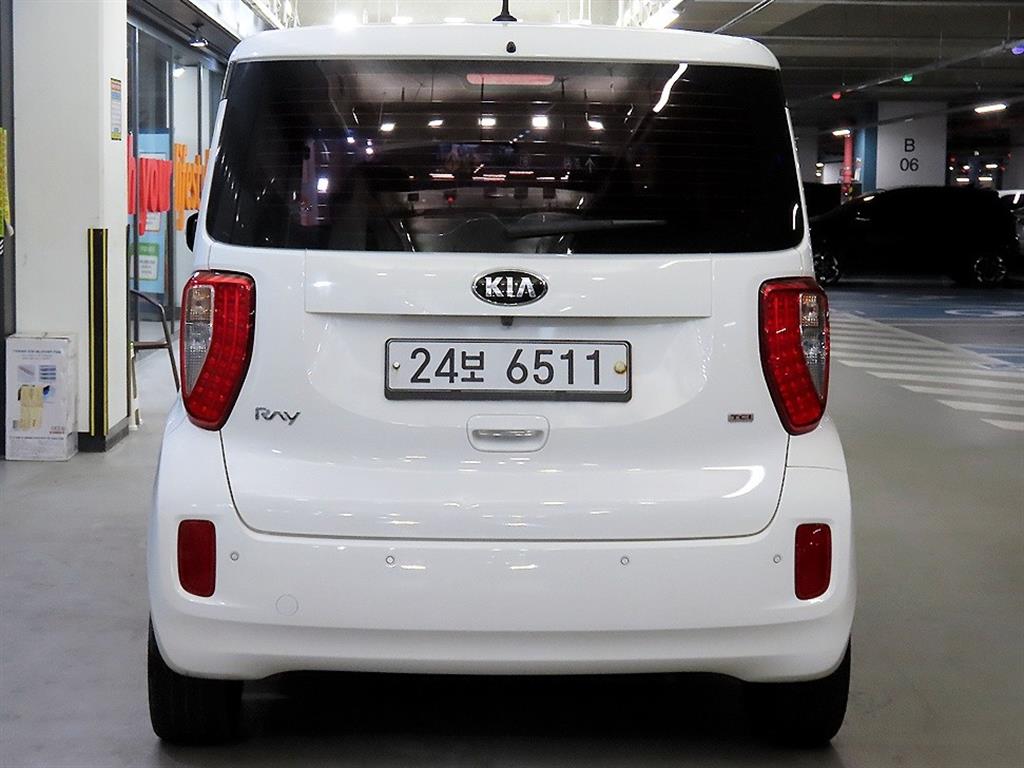 KIA Ray - Vista 5