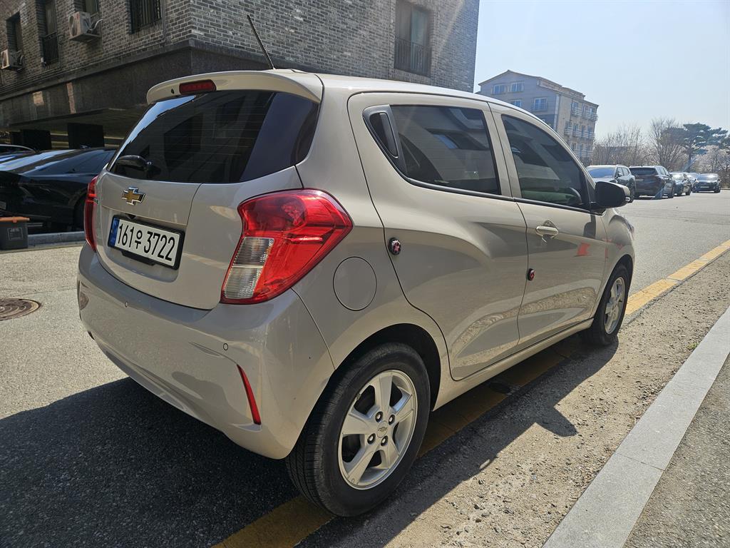 Chevrolet Spark - Vista 5