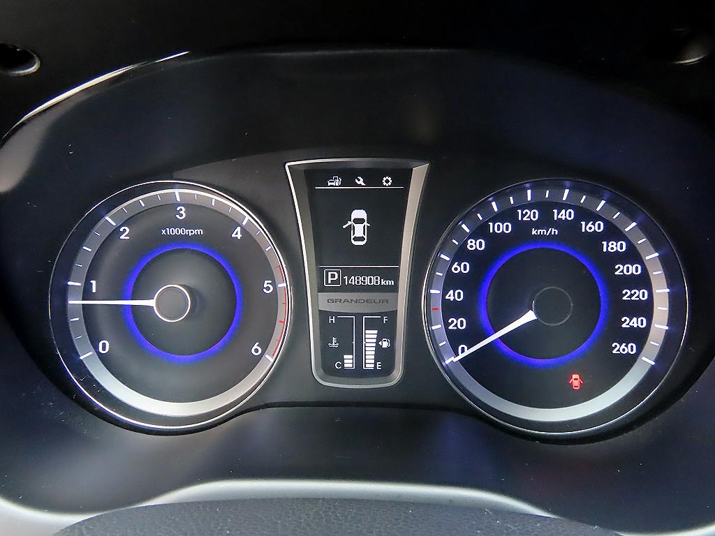 HYUNDAI Grandeur - Vista 8