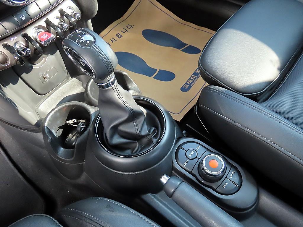 Mini Cooper - Vista 10