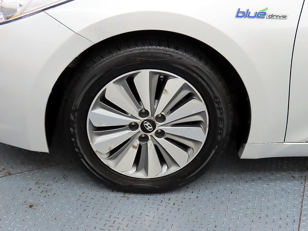 HYUNDAI Grandeur 2014 Plateado - Importación desde Corea - HF Imports Iquique - Foto 20